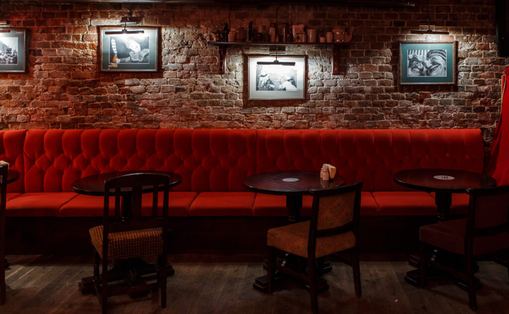 Punch & Judy Pub